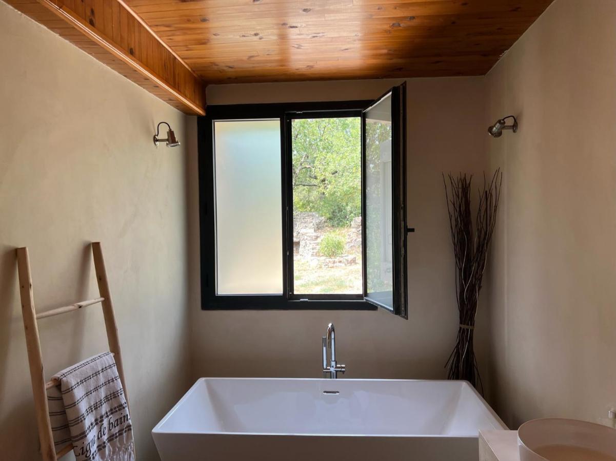Luxurious Family House With Pool In Ardeche. Villa Les Vans Bagian luar foto